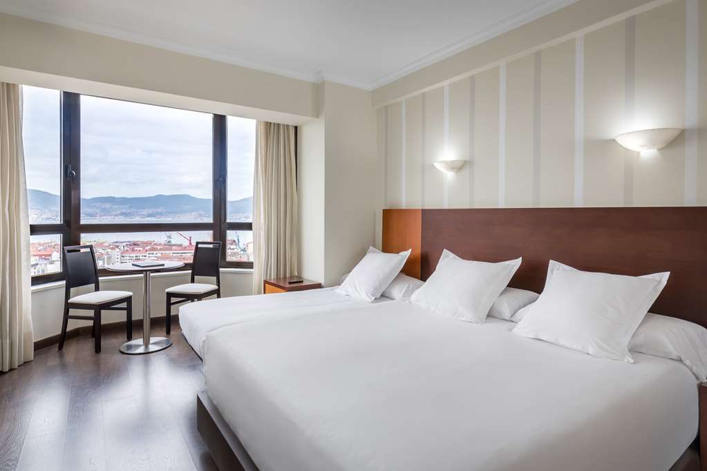 Hotel Occidental Vigo Exterior foto